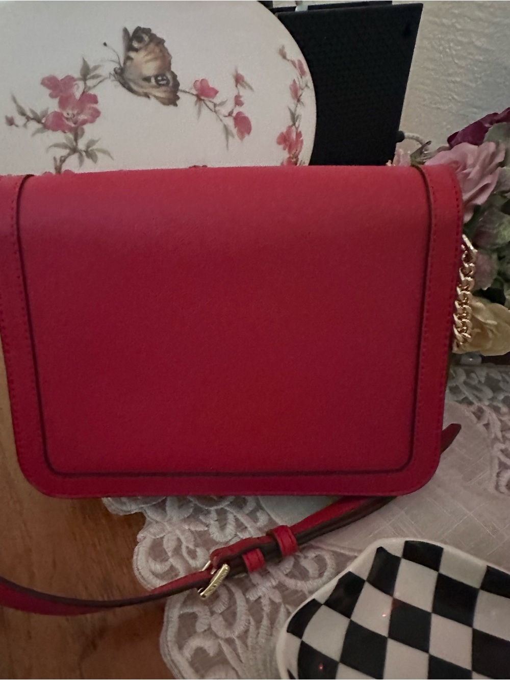 Michael Kors Red Saffiano MK Circle Logo Crossbody - Picture 2 of 8